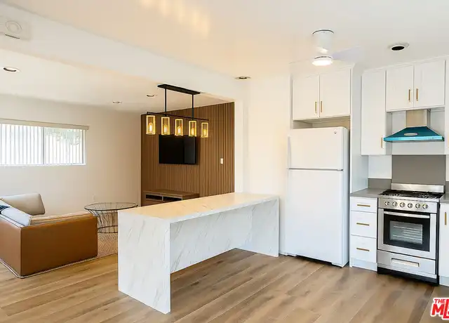 Property at 41 Westminster Ave, Venice, CA, 90291, 2 beds, 1 bath, [object Object]