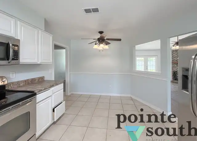 Property at 1304 Pine Hill Cir, Pensacola, FL, 32506, 3 beds, 2 baths, [object Object]