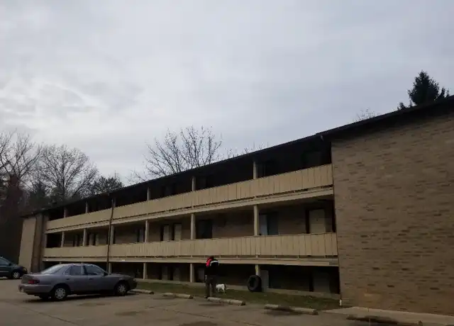 Property at 1320 Bailey Rd, Cuyahoga Falls, OH, 44221, 1 bed, 1 bath, [object Object]