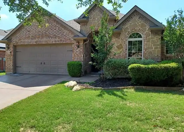 Property at 8133 Black Sumac Dr, Fort Worth, TX, 76131, 3 beds, 2 baths, [object Object]