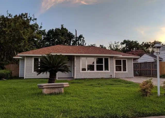 Property at 3710 Zephyr St, Houston, TX, 77021, 3 beds, 2 baths, [object Object]