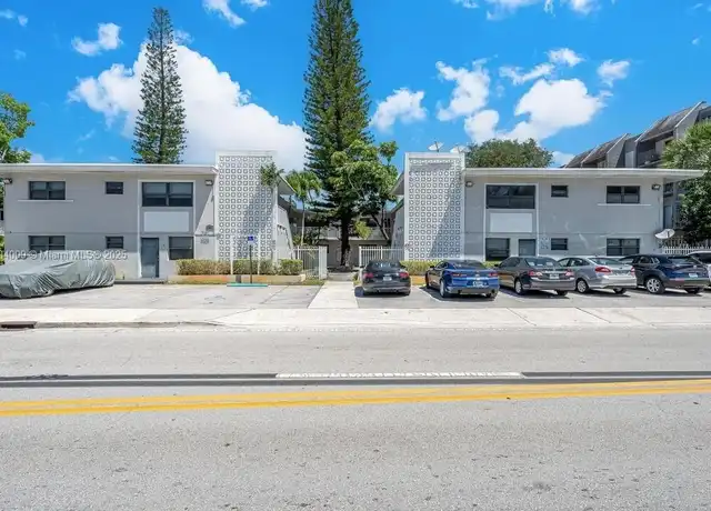 Property at 1530 NE 136th St Unit 10, North Miami, FL, 33161, 2 beds, 1 bath, [object Object]