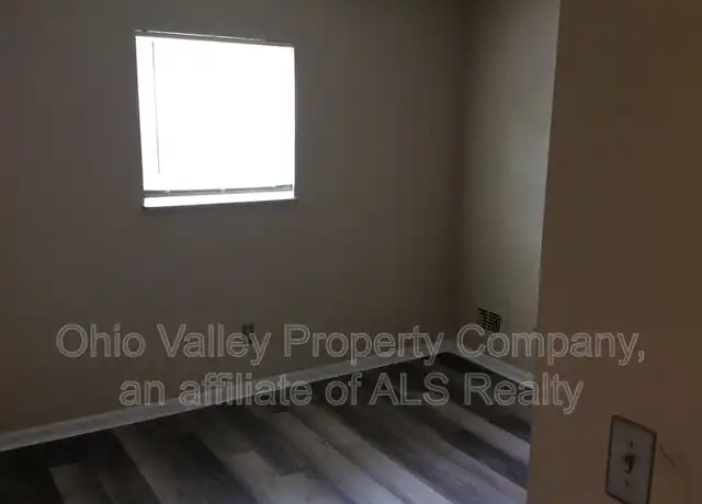 Property at 3330 Breckenridge Ln Unit 2, Louisville, KY, 40220, 2 beds, 1 bath, [object Object]