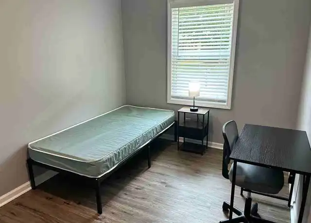 Property at 4402 Saundralane Dr NW, Huntsville, AL, 35805, 1 bed, 1 bath, [object Object]