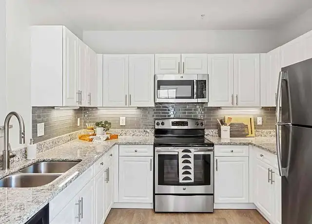 Photo of 190 Bridge St, Salem, MA 01970