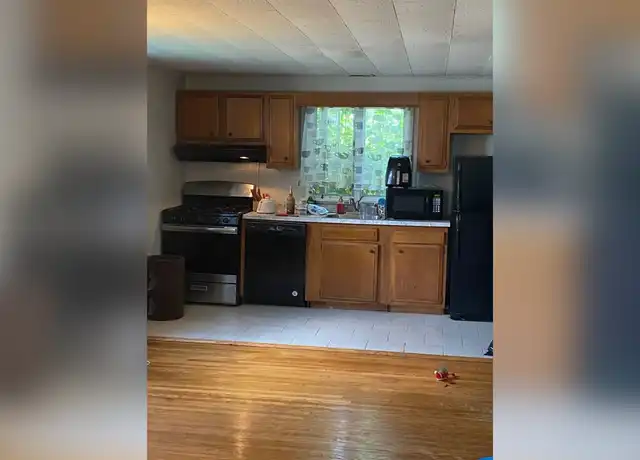 Property at 129 Stone Rd #3, Rochester, NY, 14616, 1 bed, 1 bath, [object Object]