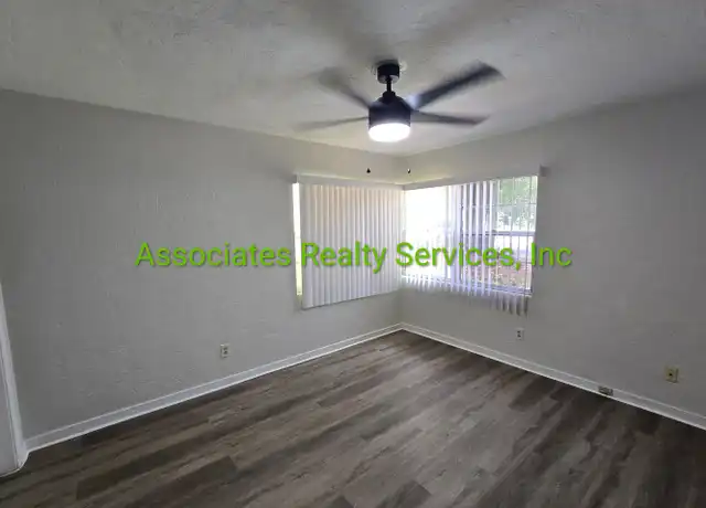 Property at 710 NW 16th Ave Unit 02, Gainesville, FL, 32601, 2 beds, 1 bath, [object Object]