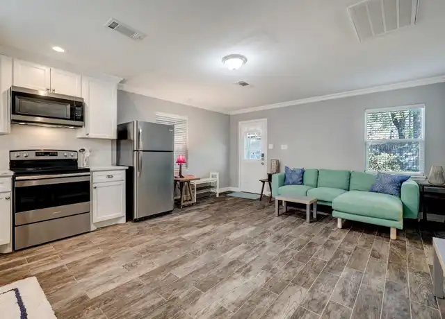 Property at 7206 Bayou Woods Dr, Houston, TX, 77088, 1 bed, 1 bath, [object Object]