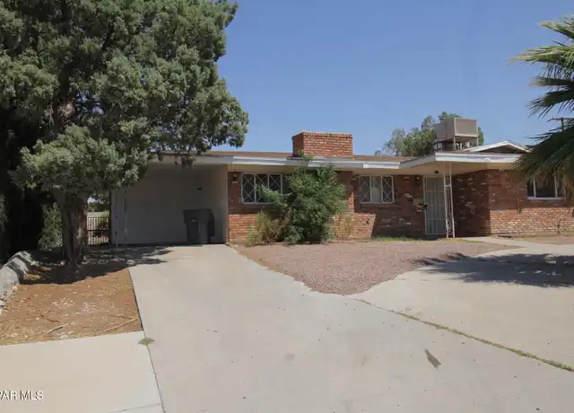 Property at 317 Thunderbird Dr, El Paso, TX, 79912, 3 beds, 2 baths, [object Object]