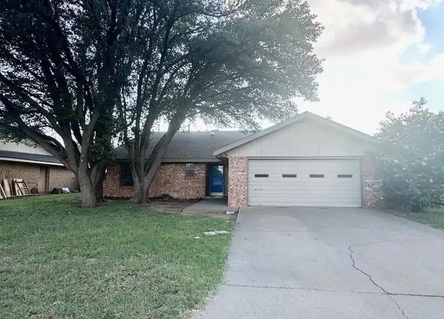 Property at 2703 Mark Ln, Midland, TX, 79707, 4 beds, 2 baths, [object Object]