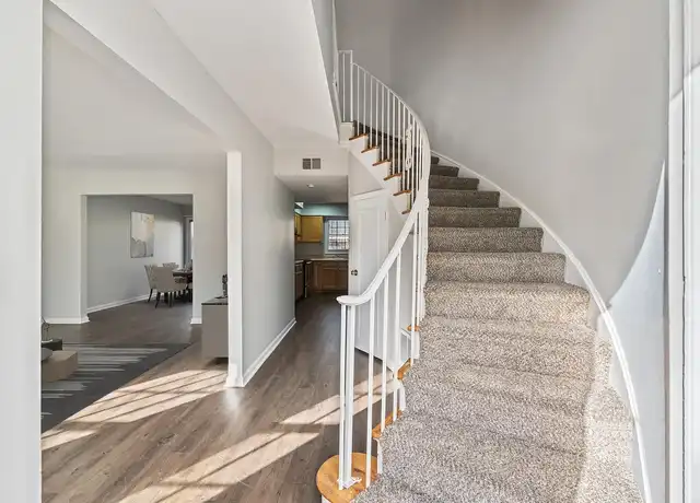 Property at Jamestown Apartments & Townhomes - 3215 Milstead Dr, Toledo, OH, 43606, 1-3 bed, 1-1.5 bath, [object Object]