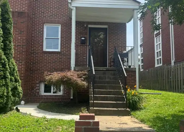 Property at 107 E Reed Ave Unit 1/2, Alexandria, VA, 22305, 1 bed, 1 bath, [object Object]