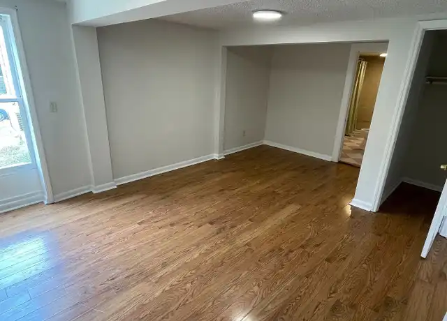 Property at 952 Strouse Ave Unit A, Nashville, TN, 37206, 3 beds, 1 bath, [object Object]