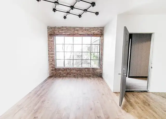 Photo of 1805 E Indian School Rd, Phoenix, AZ 85016