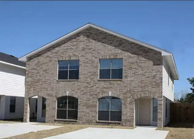 Property at 10602 Pine Landing Dr Unit 10602A, Houston, TX, 77088, 4 beds, 3 baths, [object Object]