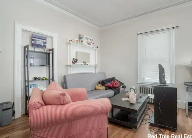 Property at 44 Cameron Ave Unit 1, Somerville, MA, 02144, 2 beds, 1 bath, [object Object]