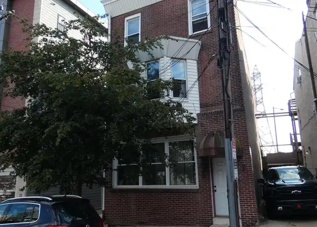 Property at 5118 Rochelle Ave Unit 2F, Philadelphia, PA, 19128, 1 bed, 1.5 baths, [object Object]