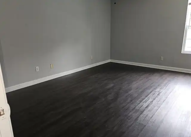 Property at 214 Longstreet Rd, Willis, TX, 77378, 1 bed, 1 bath, [object Object]