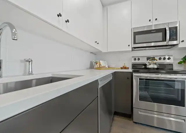 Property at The Oscar - 6905 E Riverside Dr, Austin, TX, 78741, 0-1 beds, 1 bath, [object Object]