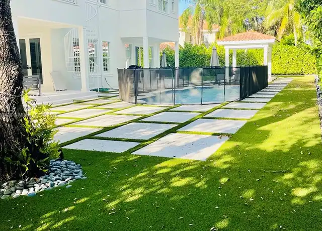 Property at 680 Destacada Ave, Miami, FL, 33156, 7 beds, 6.5 baths, [object Object]