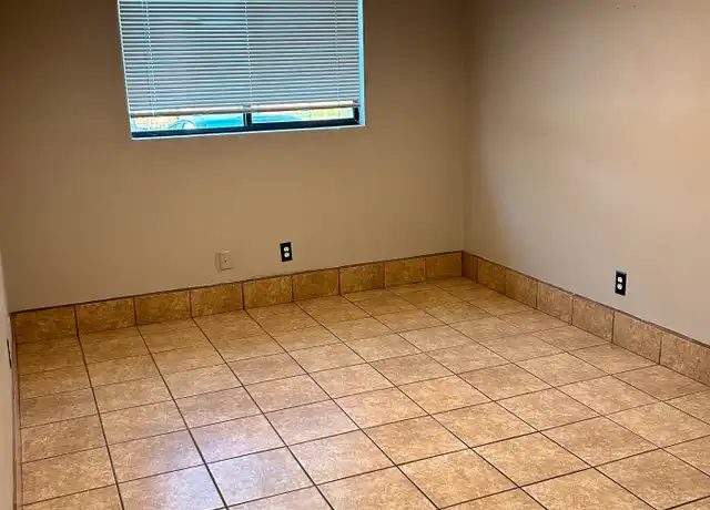 Property at 2205 Calle de Suenos, Las Cruces, NM, 88001, 3 beds, 2 baths, [object Object]
