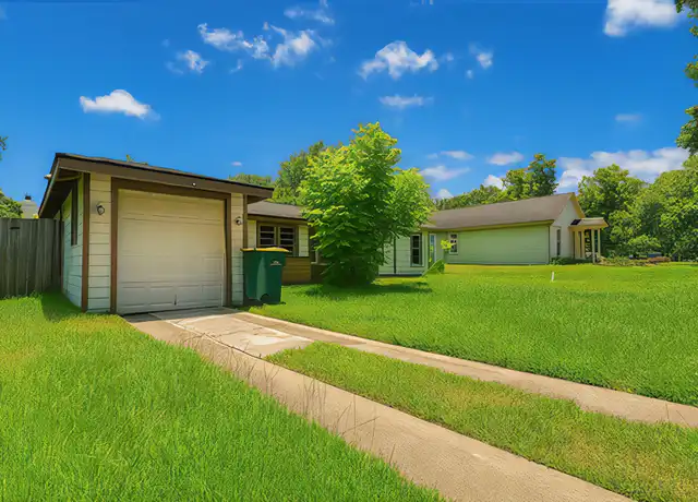Property at 2905 Fannin St, La Marque, TX, 77568, 2 beds, 1 bath, [object Object]
