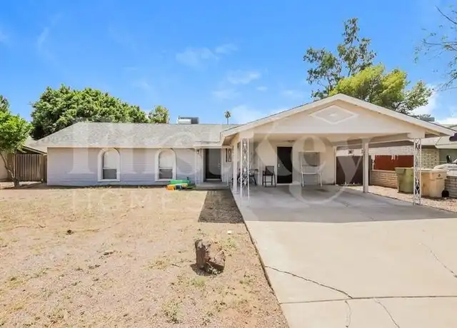 Property at 5627 W Sunnyslope Ln, Glendale, AZ, 85302, 4 beds, 2 baths, [object Object]