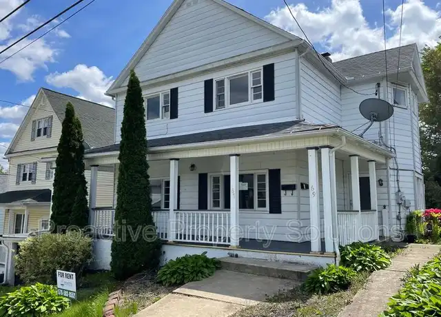 Property at 67 New St, Hudson, PA, 18705, 3 beds, 1 bath, [object Object]