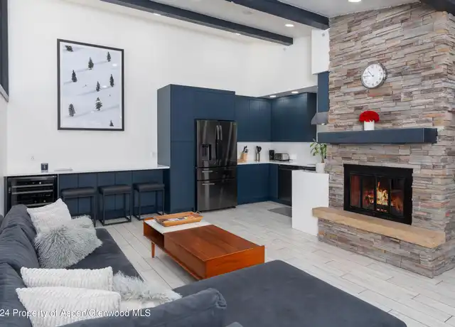 Property at 600 Carriage Way Unit L17, Snowmass Village, CO, 81615, 2 beds, 2 baths, [object Object]