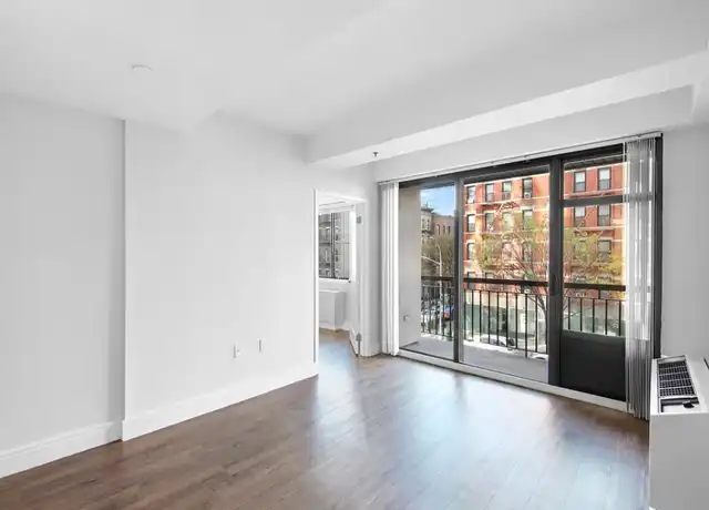 Property at 1749 1st Ave Unit 1205, New York, NY, 10128, 2 beds, 1 bath, [object Object]