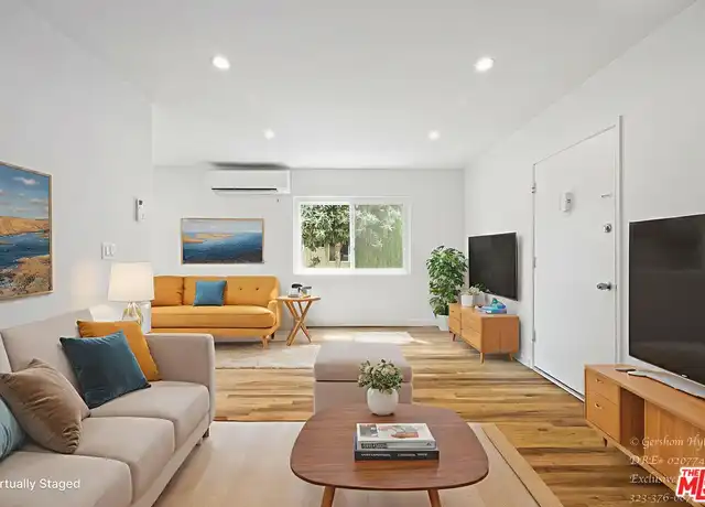 Property at 6640 Woodman Ave Unit 3, Van Nuys, CA, 91401, 2 beds, 1 bath, [object Object]