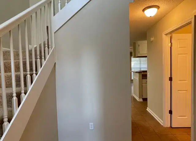 Property at 109 Winthrope Ln, Enterprise, AL, 36330, 2 beds, 2.5 baths, [object Object]