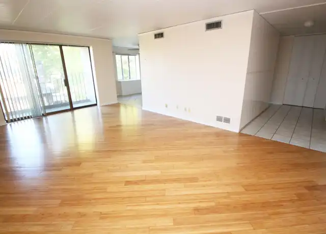 Property at 220 S Home Ave Unit 504, Pittsburgh, PA, 15202, 1 bed, 1 bath, [object Object]