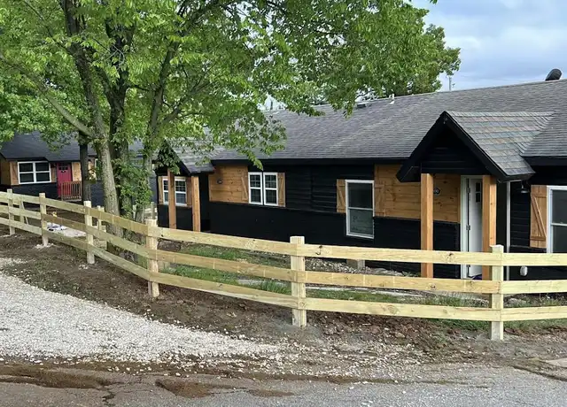 Property at 1880 Kaywood Ln Unit 1, Fayetteville, AR, 72701, 2 beds, 1 bath, [object Object]