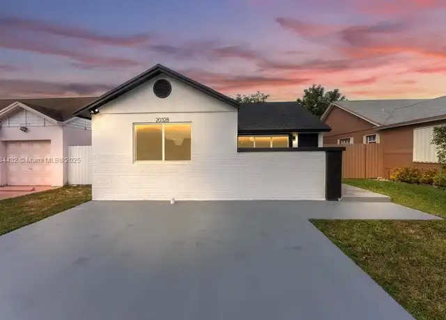 Property at 20328 NW 33rd Ave Unit 20328, Miami Gardens, FL, 33056, 3 beds, 2 baths, [object Object]