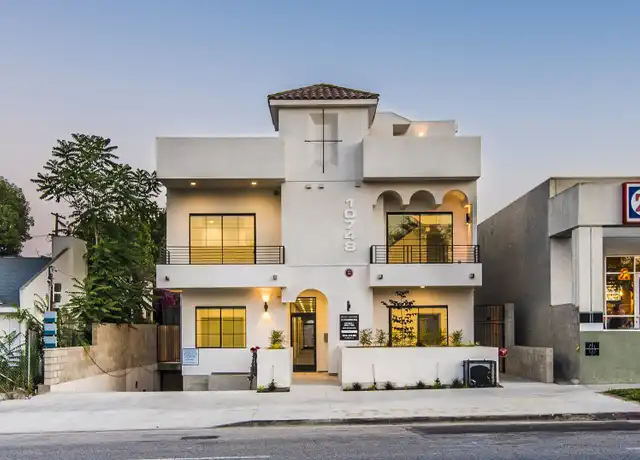 Property at Come home to these Modern Townhouse in Toluca Lake! - 10748 Riverside Dr, North Hollywood, CA, 91602, 1 bed, 2 baths, [object Object]