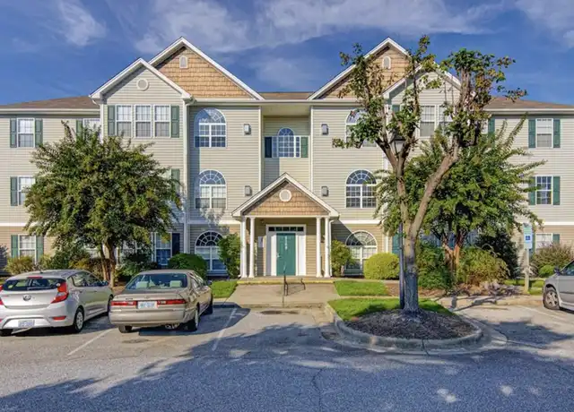 Property at 6109 Hedgecock Cir Unit 2A 1, High Point, NC, 27265, 2 beds, 2 baths, [object Object]