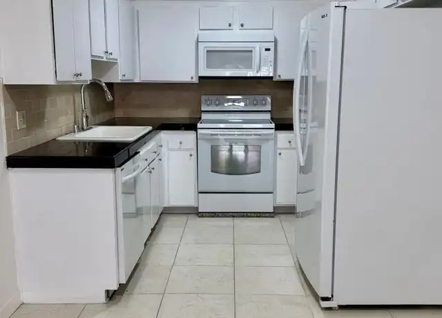Property at 1226 Patricia Ave #62, Simi Valley, CA, 93065, 2 beds, 2 baths, [object Object]