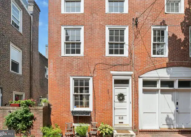 Property at 816 S Hancock St, Philadelphia, PA, 19147, 2 beds, 1 bath, [object Object]