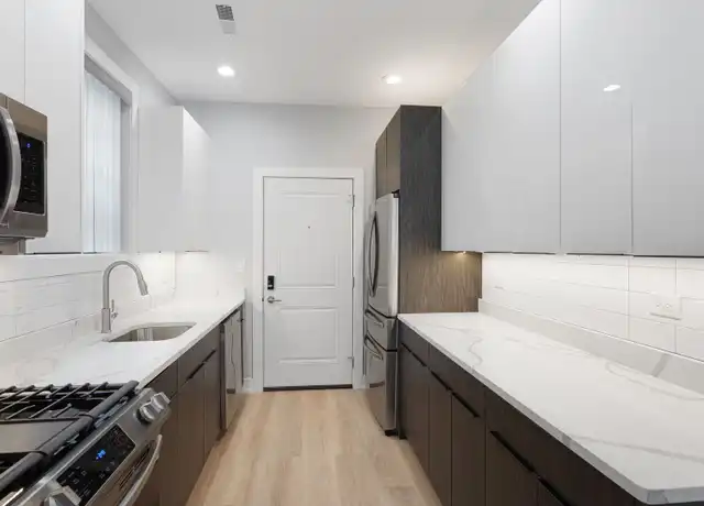 Property at 7661 N Eastlake Ter Unit 7663-3, Chicago, IL, 60626, 3 beds, 2 baths, [object Object]