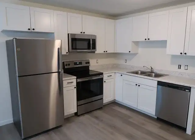 Property at 221 Quail Run Cir Unit 102, Moscow Mills, MO, 63362, 2 beds, 2 baths, [object Object]