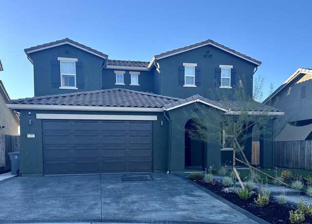 Photo of 1490 N Hill Ct, Hollister, CA 95023