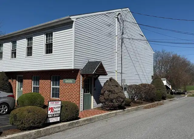 Property at 17 E Front St Unit 200, Shiremanstown, PA, 17011, 2 beds, 1 bath, [object Object]