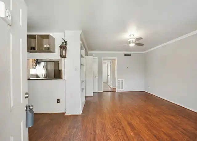 Property at 421 Emerson St #1, Houston, TX, 77006, 1 bed, 1 bath, [object Object]