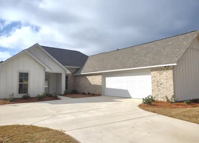 Property at 619 Westfield Dr, Pearl, MS, 39208, 4 beds, 2 baths, [object Object]