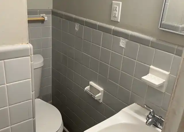 Property at 1412 Highland Ave SE Unit A, Huntsville, AL, 35801, 1 bed, 1 bath, [object Object]