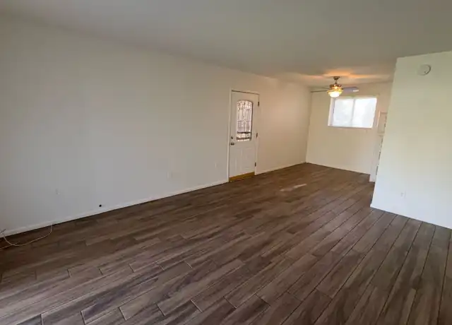 Property at 131 N Higley Rd #102, Mesa, AZ, 85205, 1 bed, 1 bath, [object Object]