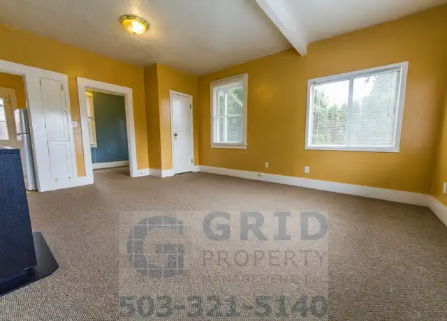 Property at 12775 SE 25th Ave Unit 2, Oak Grove, OR, 97222, 1 bed, 1 bath, [object Object]