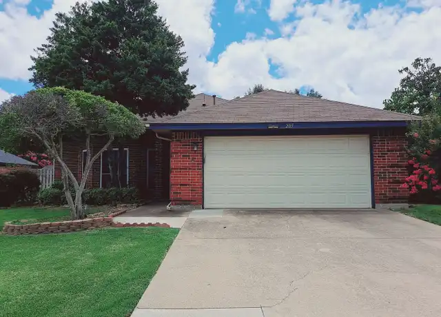 Property at 205 Dodge Trl, Keller, TX, 76248, 3 beds, 2 baths, [object Object]