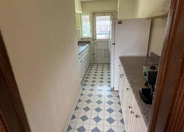 Photo of 1729 Elmwood Ave Unit d, Columbus, OH 43212